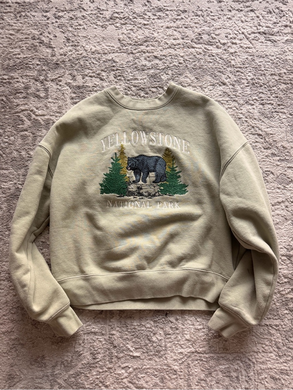Yellowstone National Park Bear Sweatshirt - Sage Green